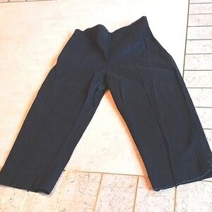 Vintage Cache Women's Capri pants,,size 2,,,New, Black